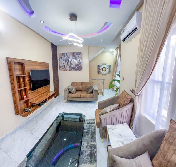 House | Living area | TV - Home Away From Your Home (Lagos)