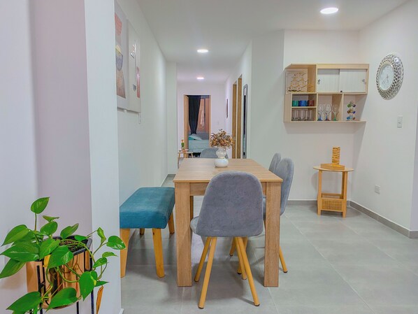 Dining - New apartment in Downtown Santa Rosa, well connected to thermal springs (Santa Rosa de Cabal)