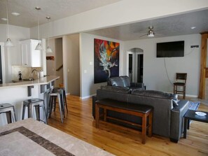 Smart TV, fireplace, video games, DVD player - Bear Creek Park |Large Home | Roaring Springs | Theatre Room (Meridian)