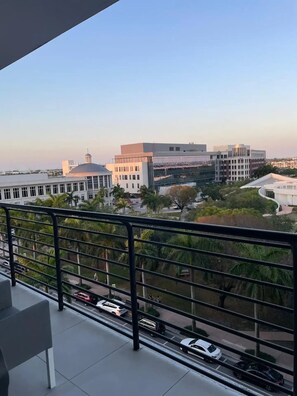 Property grounds - Great view to park !! And good amenities (Doral)