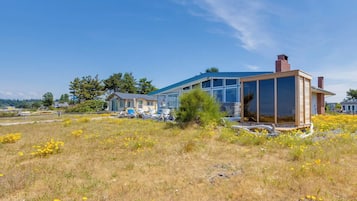 Enceinte de lâhĂ©bergement