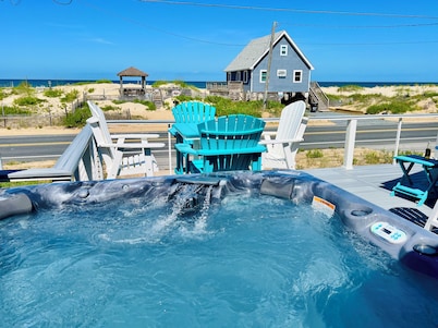 Stunning Ocean Views - Hot Tub - Cottage with Character - 5 Stars!