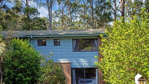 Exterior - Coastal Haven in Long Beach (Long Beach)