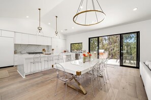 Dining - Sunset View Luxury Living on 5 Picturesque Acres (Atascadero)