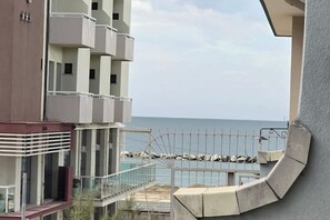 Property grounds - 2 Bedroom Apartment in Viserbella (Viserbella)