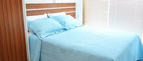 1 Schlafzimmer, BĂŒgeleisen/BĂŒgelbrett, WLAN, BettwĂ€sche