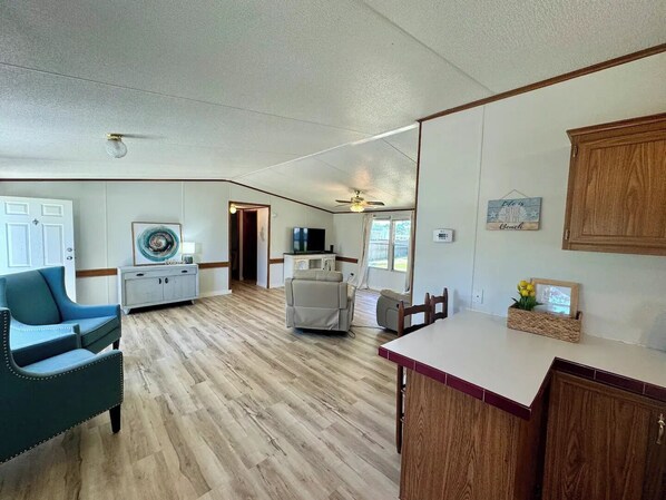 Living area - Home in Surf City- Pelicans Perch (Hampstead)