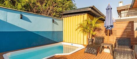 مغطس سبا خارجي