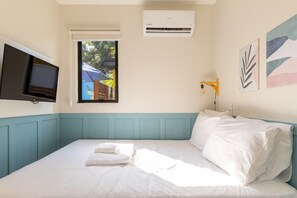 Iron/ironing board, travel cot, WiFi, bed sheets - Parking|1000Mbps|A/C|Smart TV|Pool (Florianópolis)