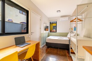 Iron/ironing board, travel crib, WiFi, bed sheets