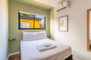 1 soverom, strykejern/-brett, reiseseng for barn og wi-fi (inkludert)