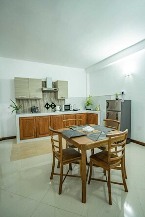 Apartment | Dining - Spacious 4-bed Apartment in Katugastota (Katugastota)
