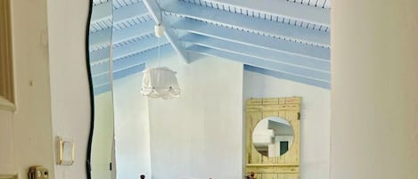 Deluxe Room, Balcony, Sea View | Free WiFi