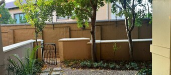 Quiet, Very Specious Apartment In Dainfern