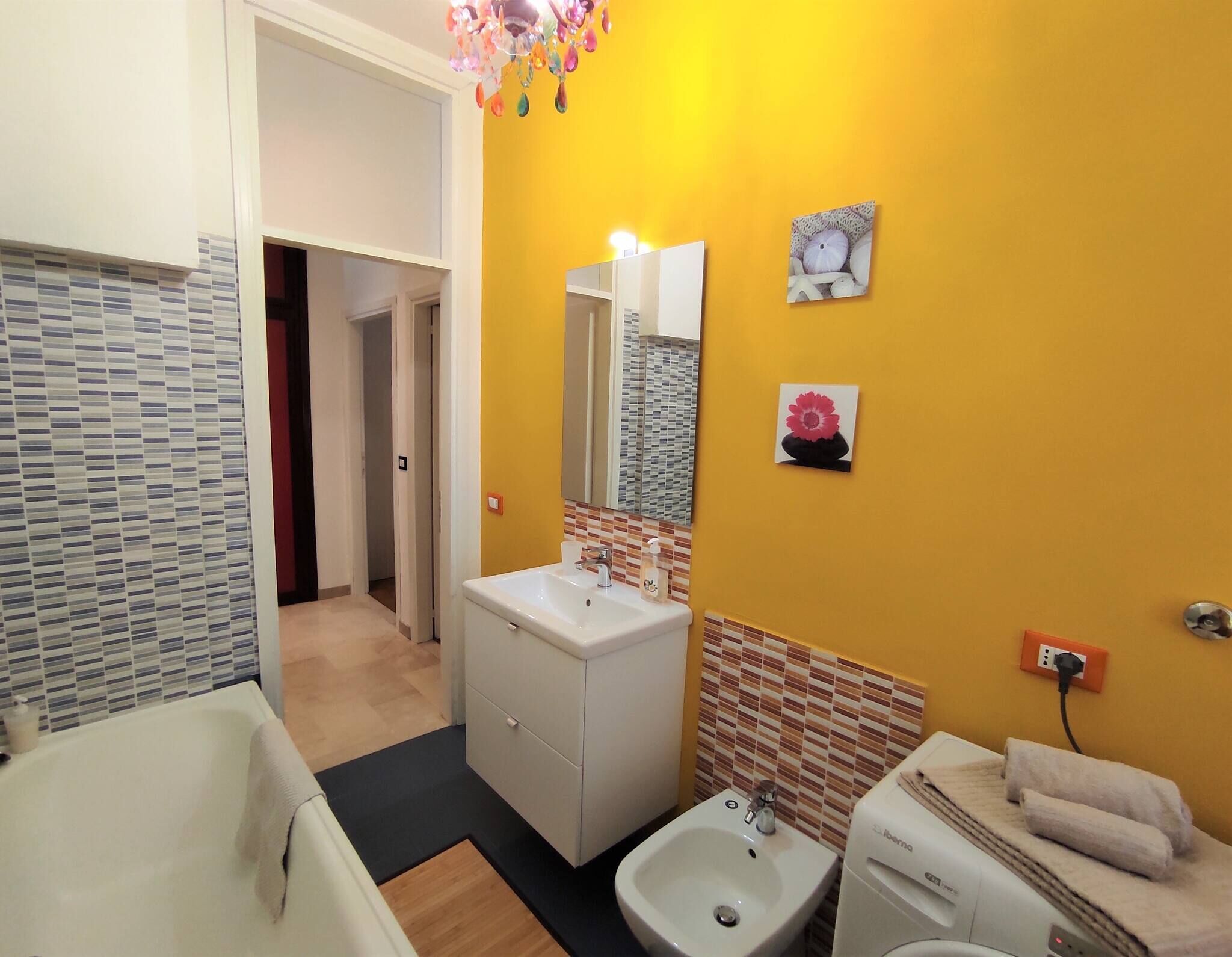 Apartment, 3 Bedrooms, Terrace, Garden View | Bathroom amenities | Toilet paper