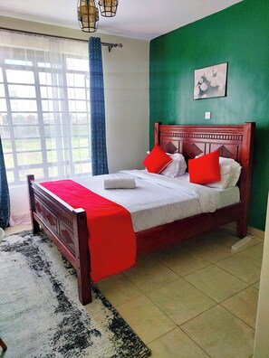 1 bedroom, in-room safe, desk, iron/ironing board