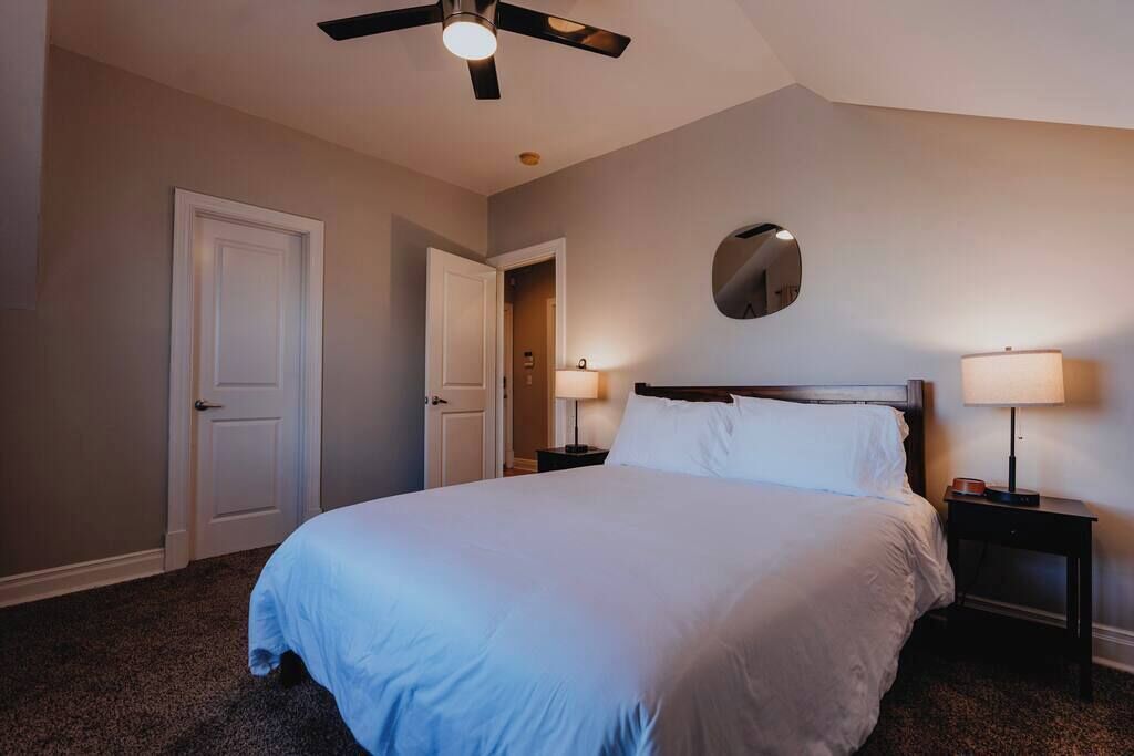 1 chambre, fer et planche à repasser, Wi-Fi, draps fournis
