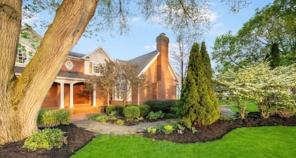 The Manor at Olde Stone Acres. Sleeps 35. Game House. Pond.