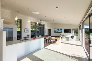 Interior - Surf View Hot Water Beach, Surf View Hot Water Beach (Hot Water Beach)