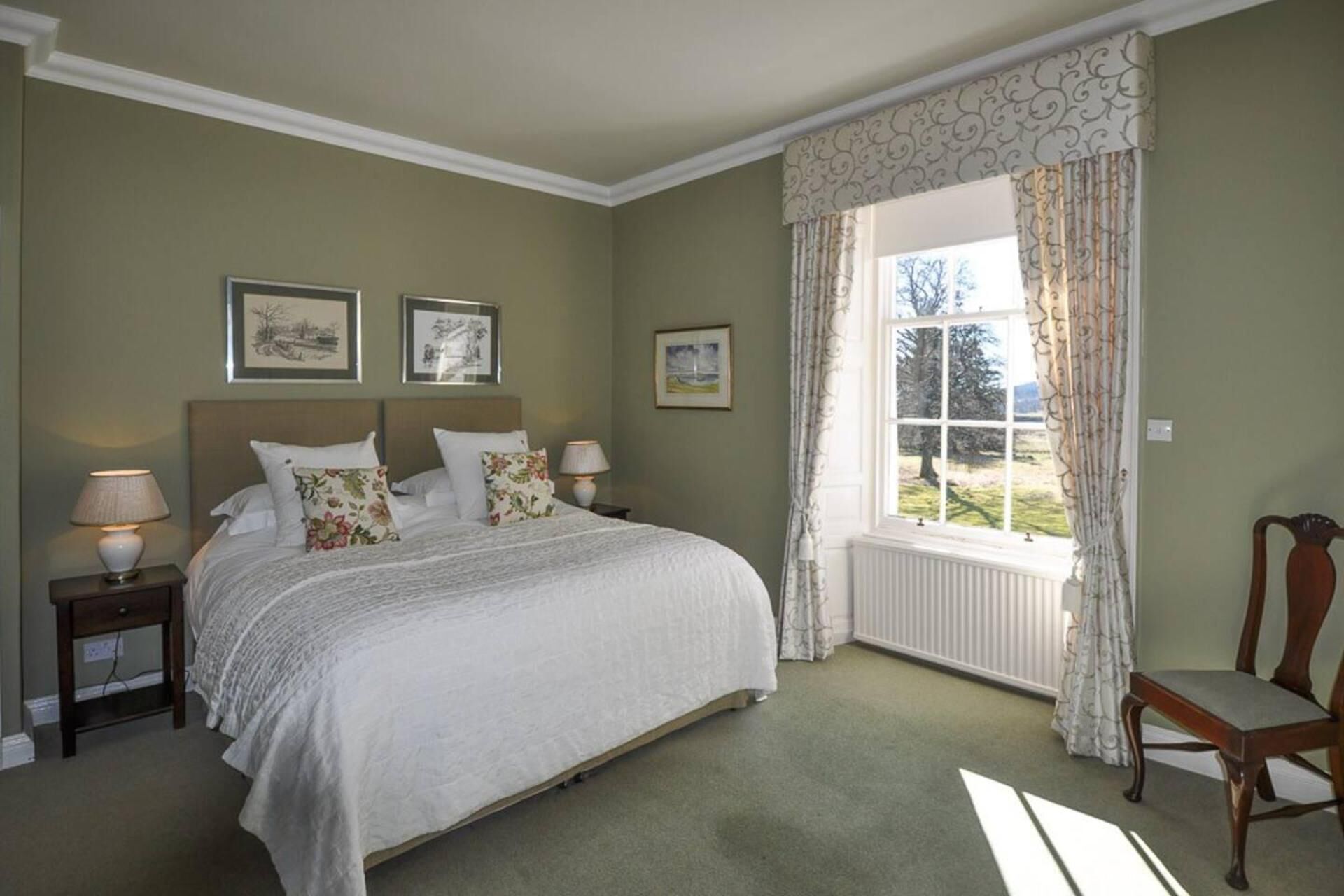 Nhà | 10 phòng ngủ, bàn ủi/dụng cụ ủi quần áo 