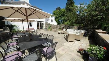 House | Terrace/patio