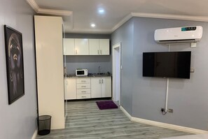 Deluxe Apartment | Living area - RIVALEX APARTMENT & ROOFTOP (Abuja)