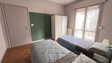4 chambres, fer et planche à repasser, Wi-Fi gratuit, draps fournis