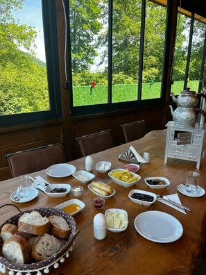 Restaurant - Bigoşa Bungalov (Arsin)