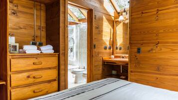 Coffres-forts dans les chambres, Wi-Fi gratuit, draps fournis