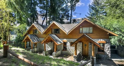 Le Pommier 2 | Cabañas frente al Lago y con Pileta Climatizada