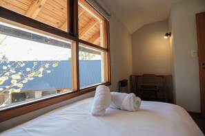 2 habitaciones, wifi gratis y ropa de cama