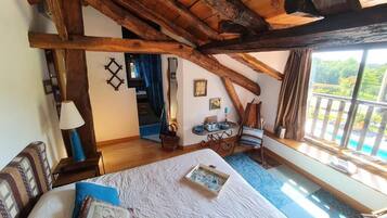 1 bedroom, WiFi, bed sheets