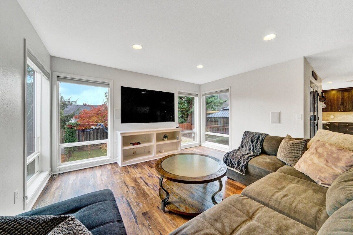 TV, fireplace, video games, books