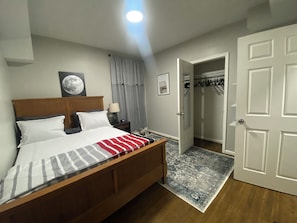Room - Fully furnished Luxury Baltimore home (Baltimore)