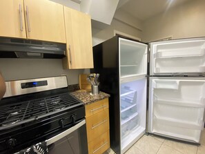 Private kitchen - Fully furnished Luxury Baltimore home (Baltimore)