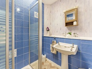 Towels - Carraig Dhubh Cottage - UK47123 (Whiting Bay)