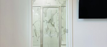 Cozy private bedroom and private bathroom in Kissimmee. Pets are always welcome!