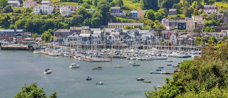 Apartment | 3 bedrooms, Internet