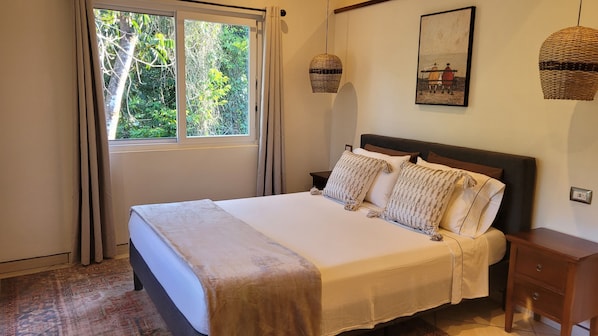 1 bedroom, WiFi, bed sheets