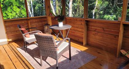 The Tuscan House Apartment