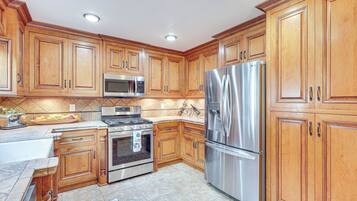 Apartment (1 Bedroom) | Interior