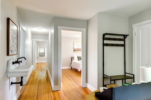 Íbúð (2 Bedrooms) | Að innan