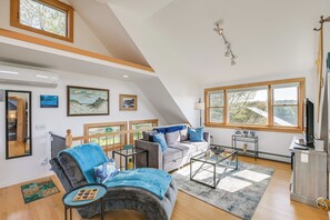 House (3 Bedrooms) | Interior - Steps to Arcadia NP - Spacious Winter Harbor Home! (Winter Harbor)