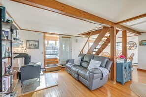 House (3 Bedrooms) | Interior - Steps to Arcadia NP - Spacious Winter Harbor Home! (Winter Harbor)