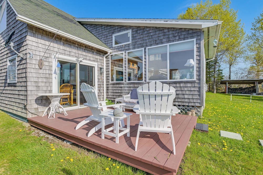 Steps to Arcadia NP - Spacious Winter Harbor Home! - Winter Harbor, ME