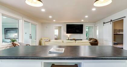 Lakeside Litchfield Home w/ Patio & Gas Grill!