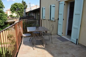 Outdoor dining - Eco friendly - Vegan lifestyle - Pet Friendly - LGBTQIA+ friendly Guest house (San Pancrazio)