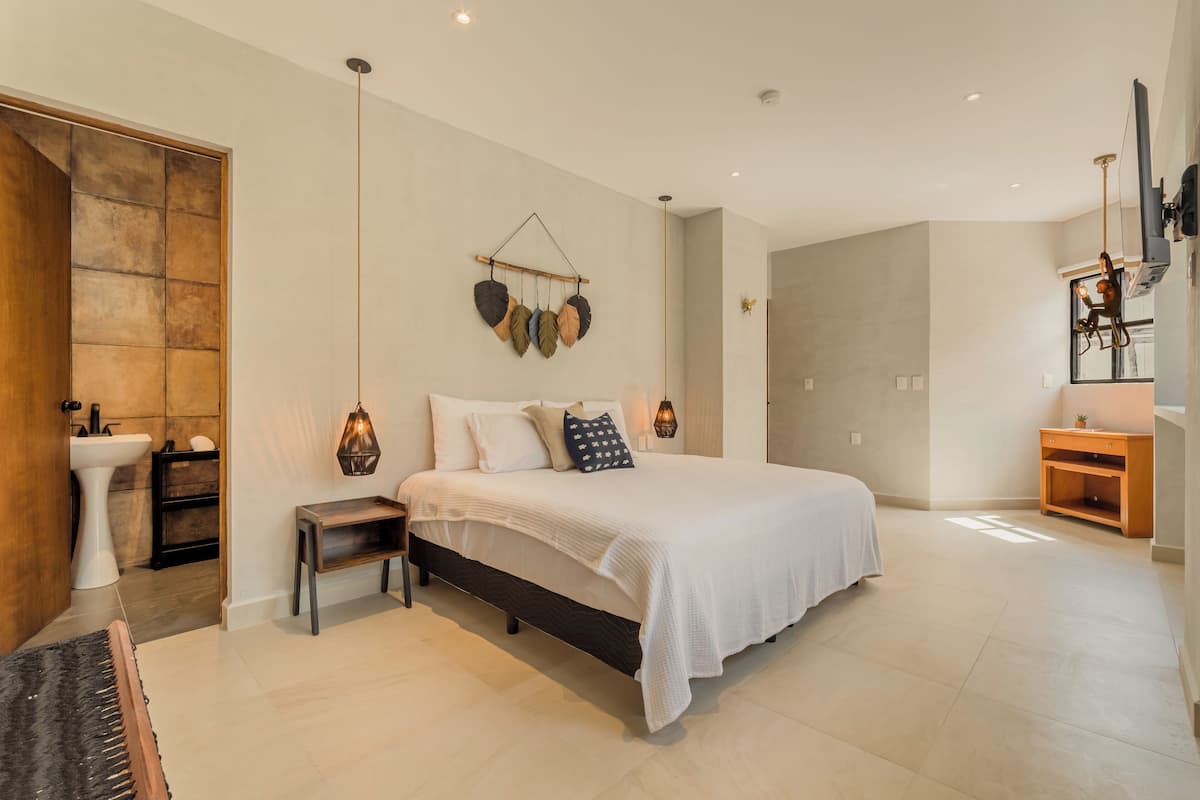 Family Room | Individually decorated, individually furnished, free WiFi, bed sheets