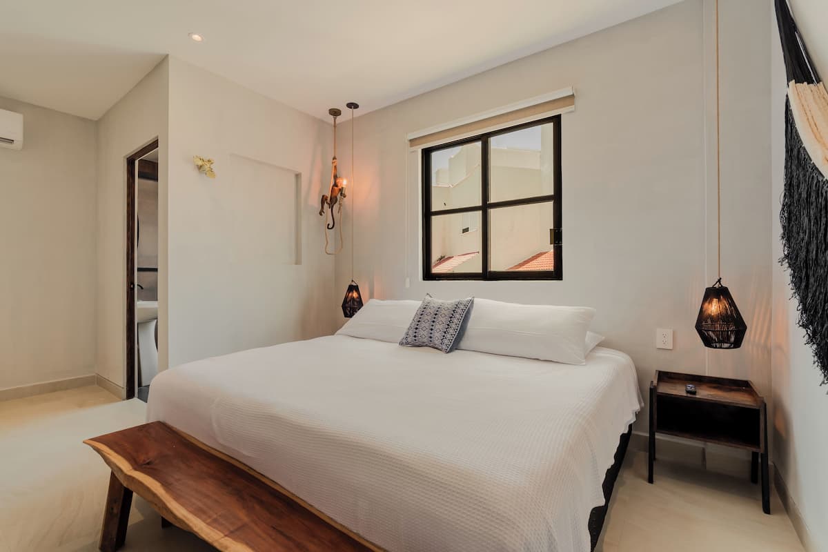 Classic Studio | Individually decorated, individually furnished, free WiFi, bed sheets