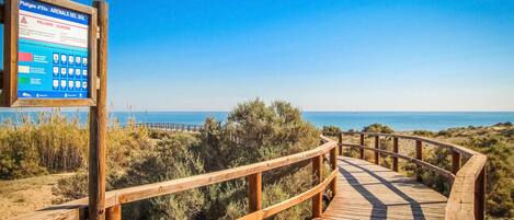 Playa en los alrededores
